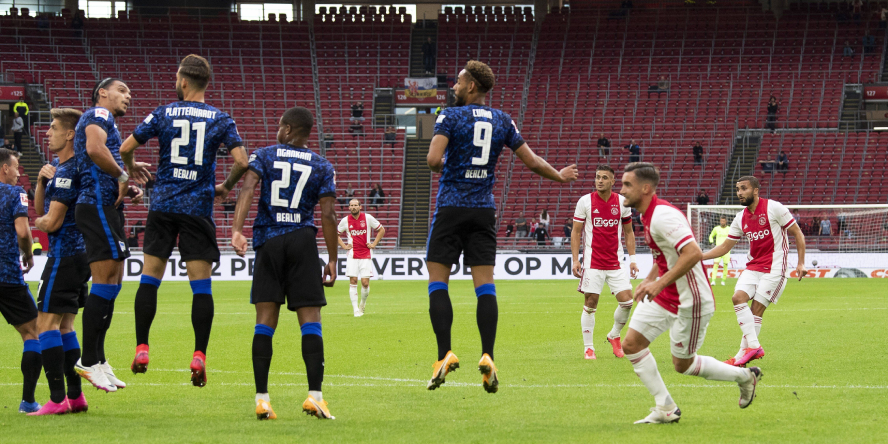 Testspiele: Hertha-Niederlage bei Ajax – Arminia-Remis gegen Feyenoord